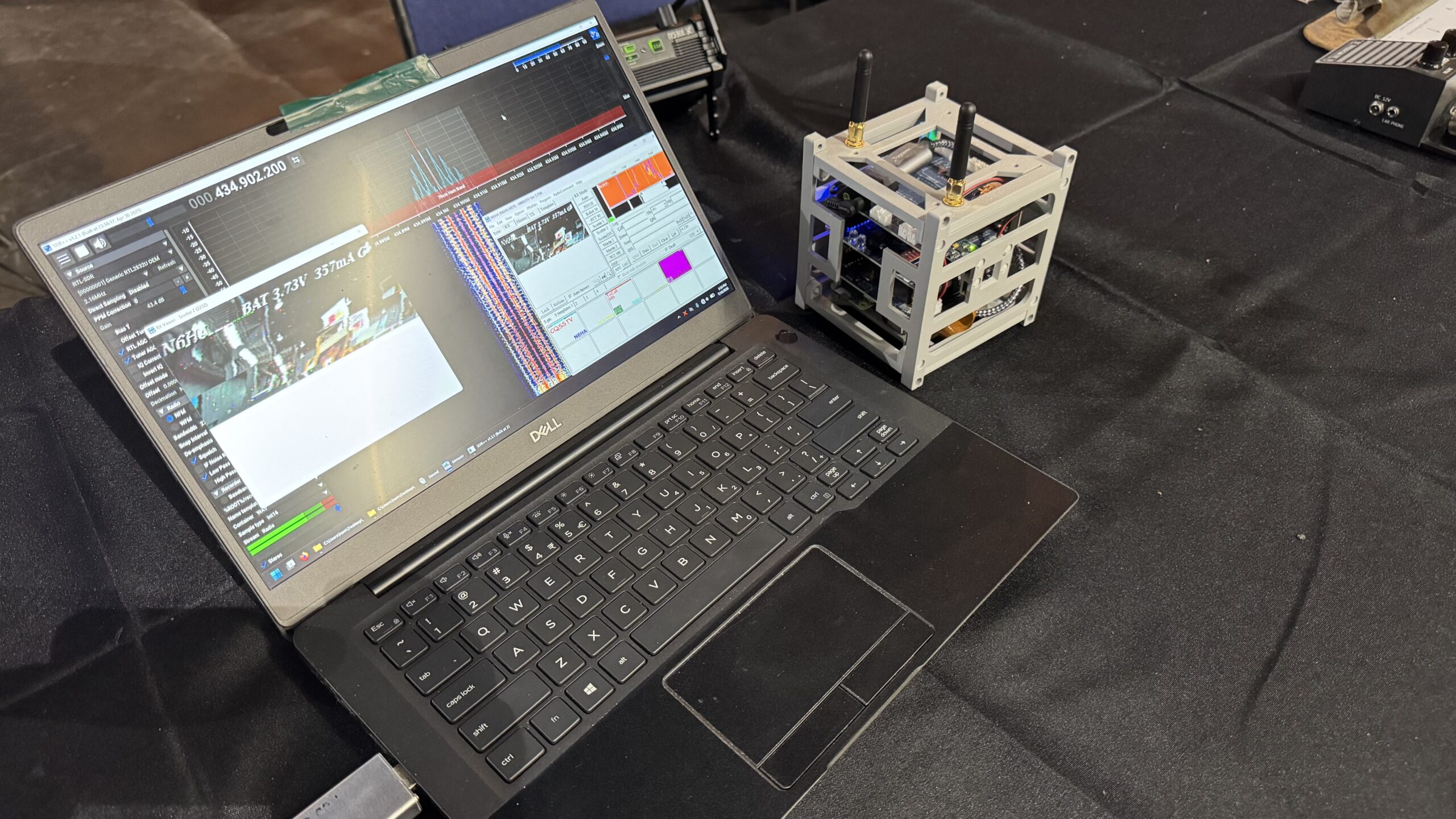 a cubesat repeater transmitting an SSTV image from a laptop